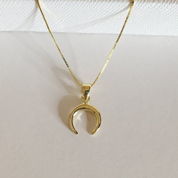 Real Solid Yellow Gold Dainty Crescent Moon Charm Pendant Stamped 10K *NO CHAIN - Picture 3 of 3